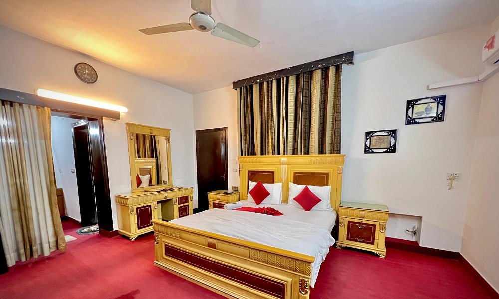 Step Inn Guest House Lahore