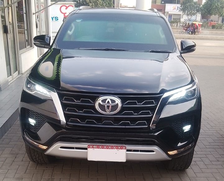 Rent a Toyota Fortuner Lahore – Unique Car Rental Lahore
